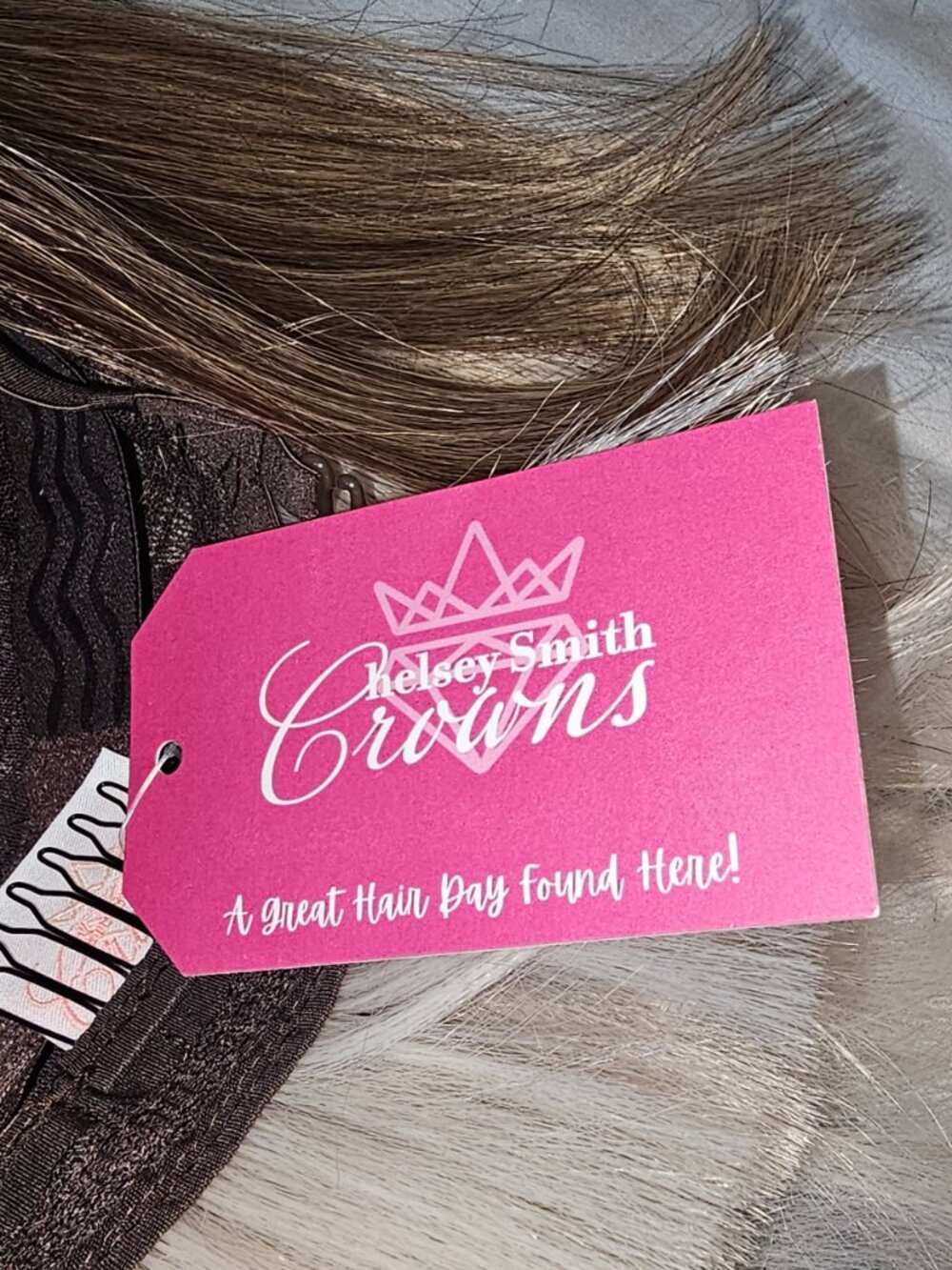 Chelsea Smith Crowns Lace Front Wig NEW Uncut Lace Discontinued Style - Picture 2 of 6